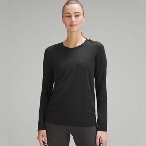 Swiftly Relaxed Long-sleeve Black